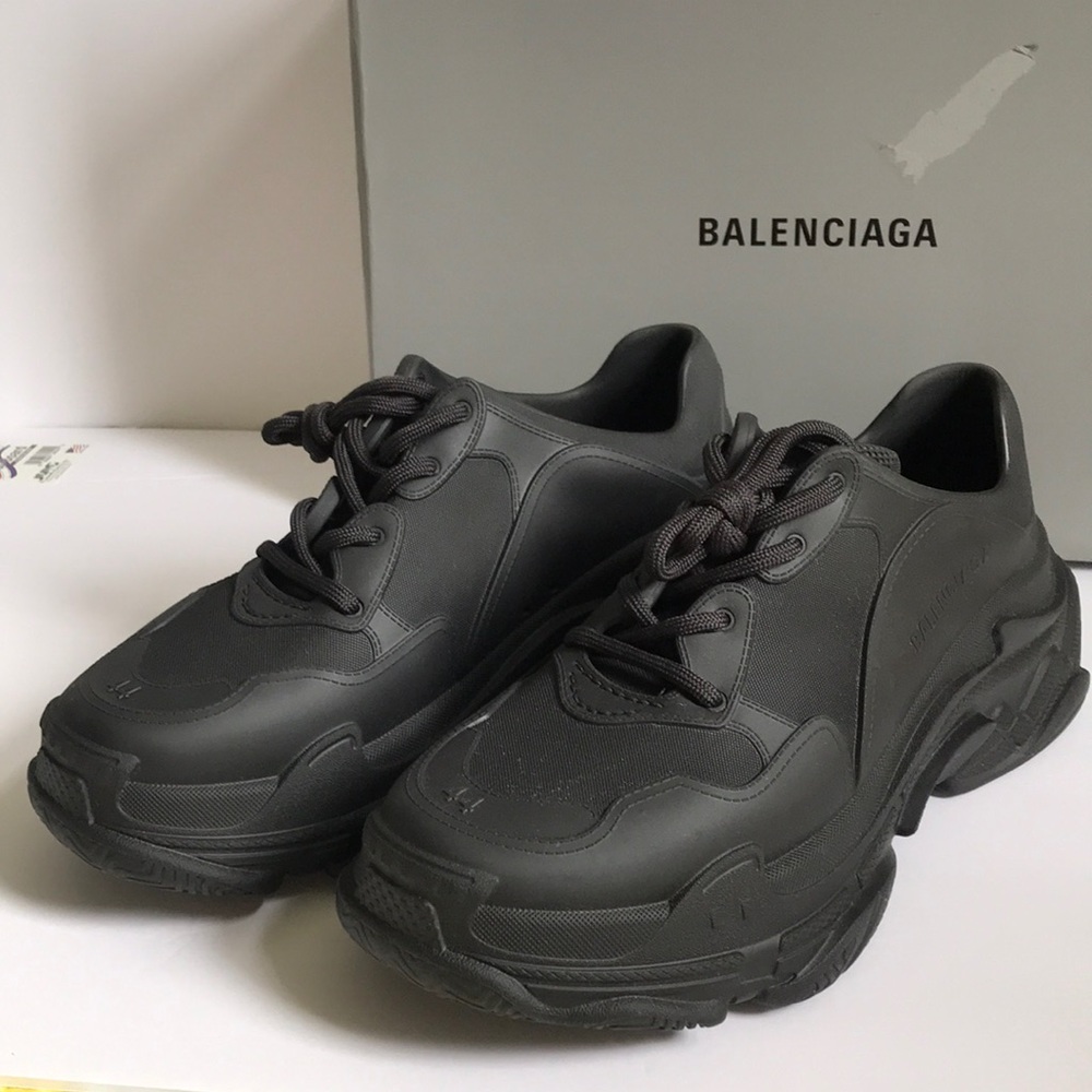 Balenciaga Men's Triple S Style Black Chunky Sneakers
